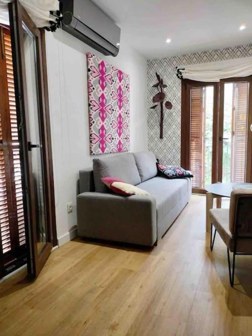 Modern & Nice Apartment. Old Town. Private Parking إشبيلية المظهر الخارجي الصورة